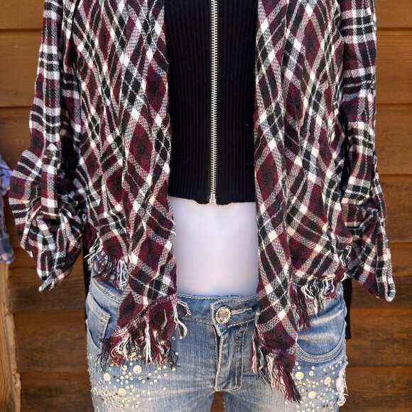 Knox Rose Red Flannel Tasseled Shawl Cardigan Size M - Picture 7 of 8